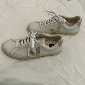 Veja Campo White + Champagne Gold Sneaker